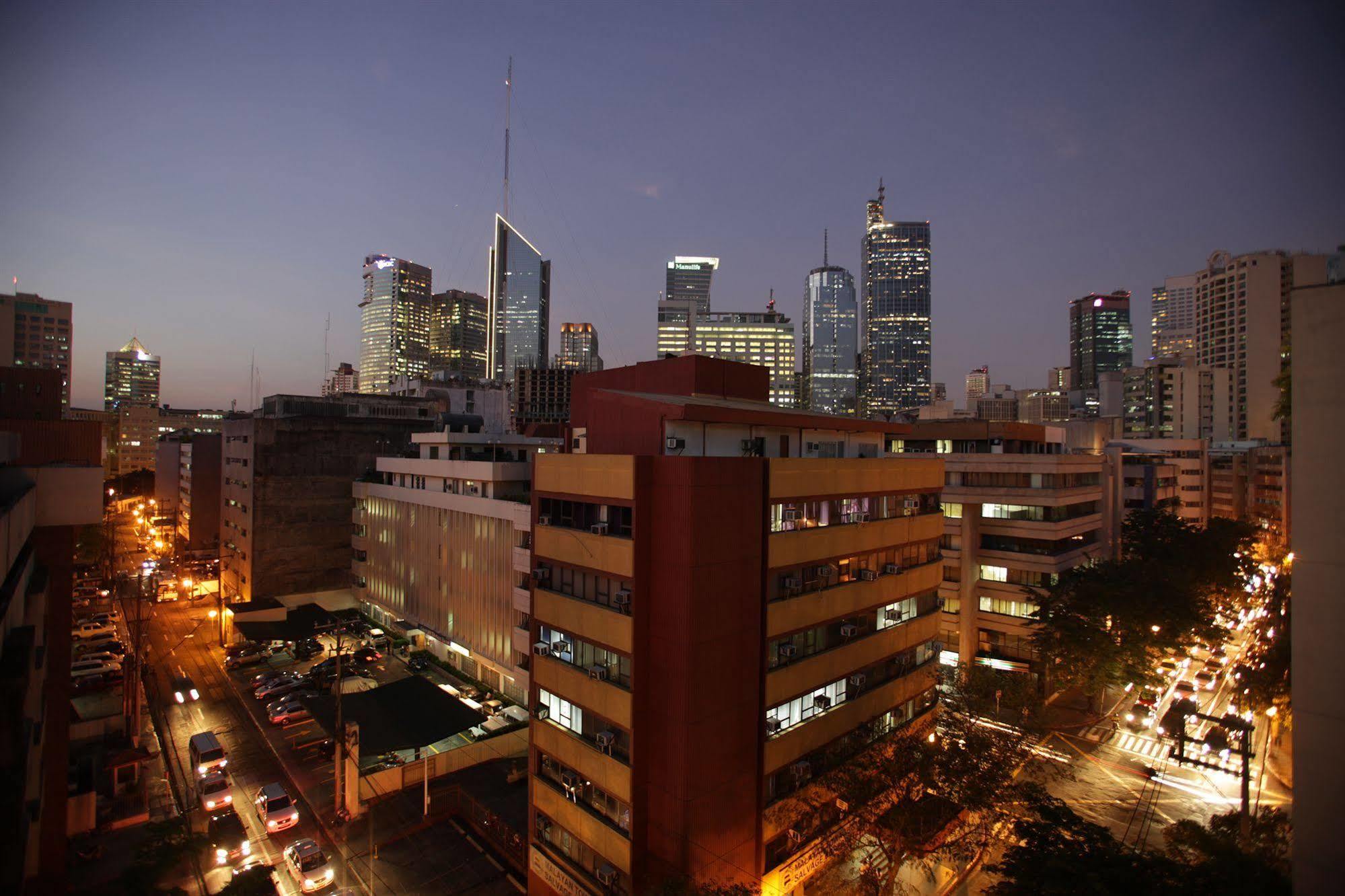 Amorsolo Mansion Hotel Makati City Exterior foto